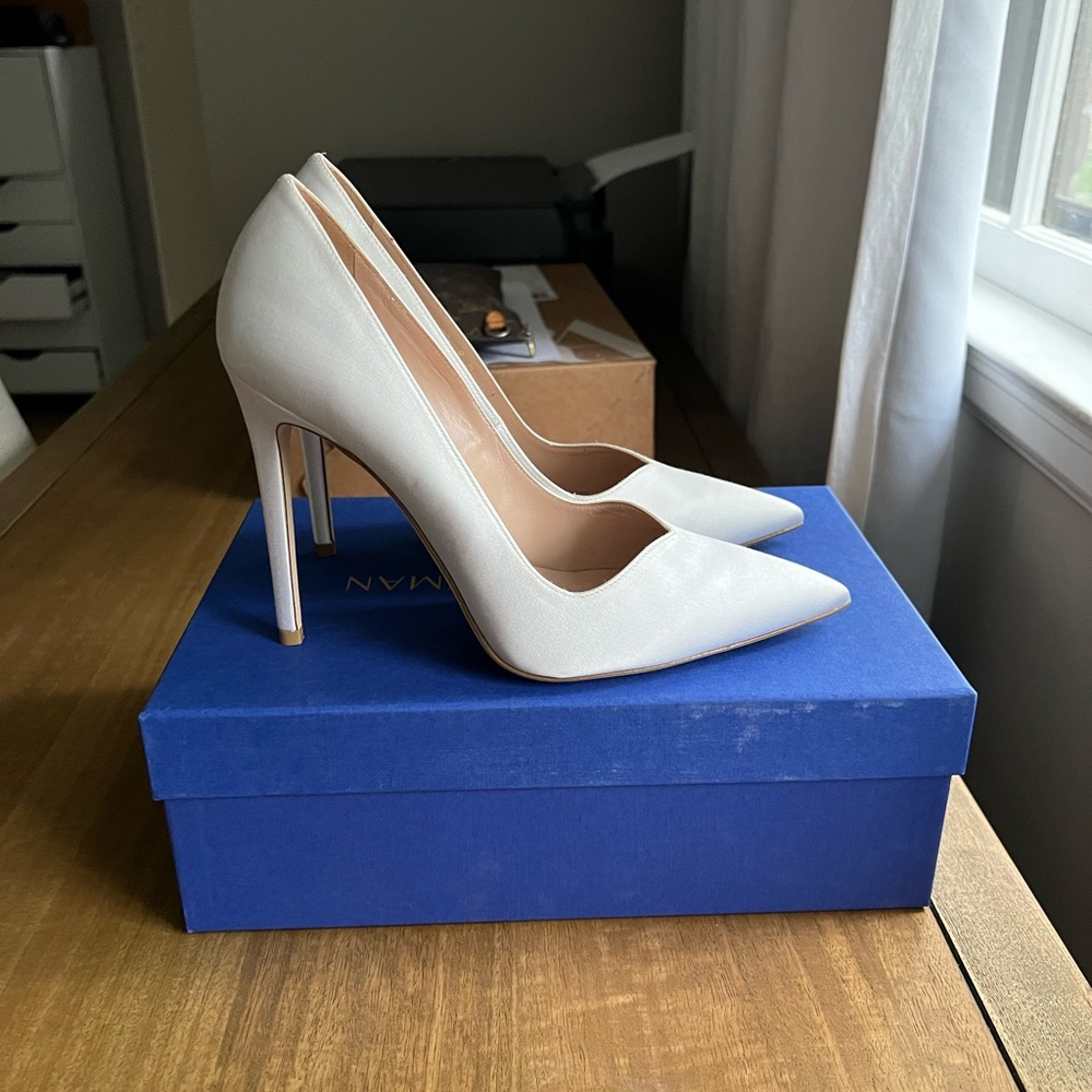 Stuart Weitzman Anny 105 White Satin Size 9